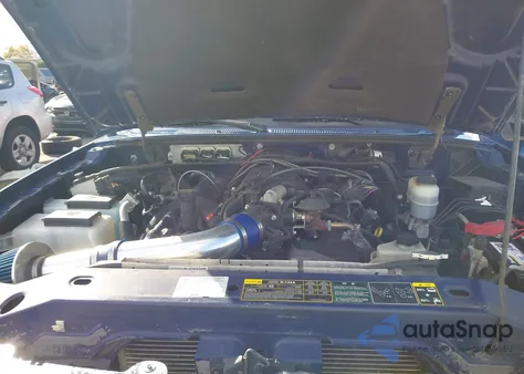 2010 Ford Ranger Xlt from USA, damaged, VIN 1FTLR4EE2APA32276